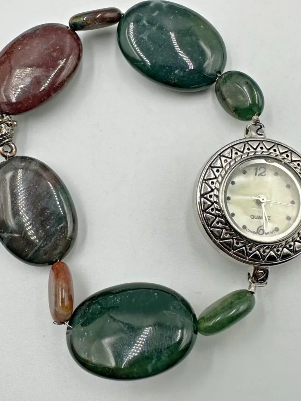 Beaded Band Watch Women Silver Tone Green Stones Magnetic Clasp New Battery